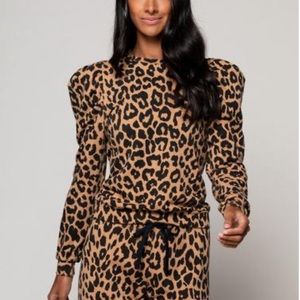 Leopard Puff Sleeve Pullover